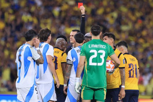 Otamendi, rosso d’addio: si chiude il suo capitolo nelle qualificazioni con l’Albiceleste- immagine 2