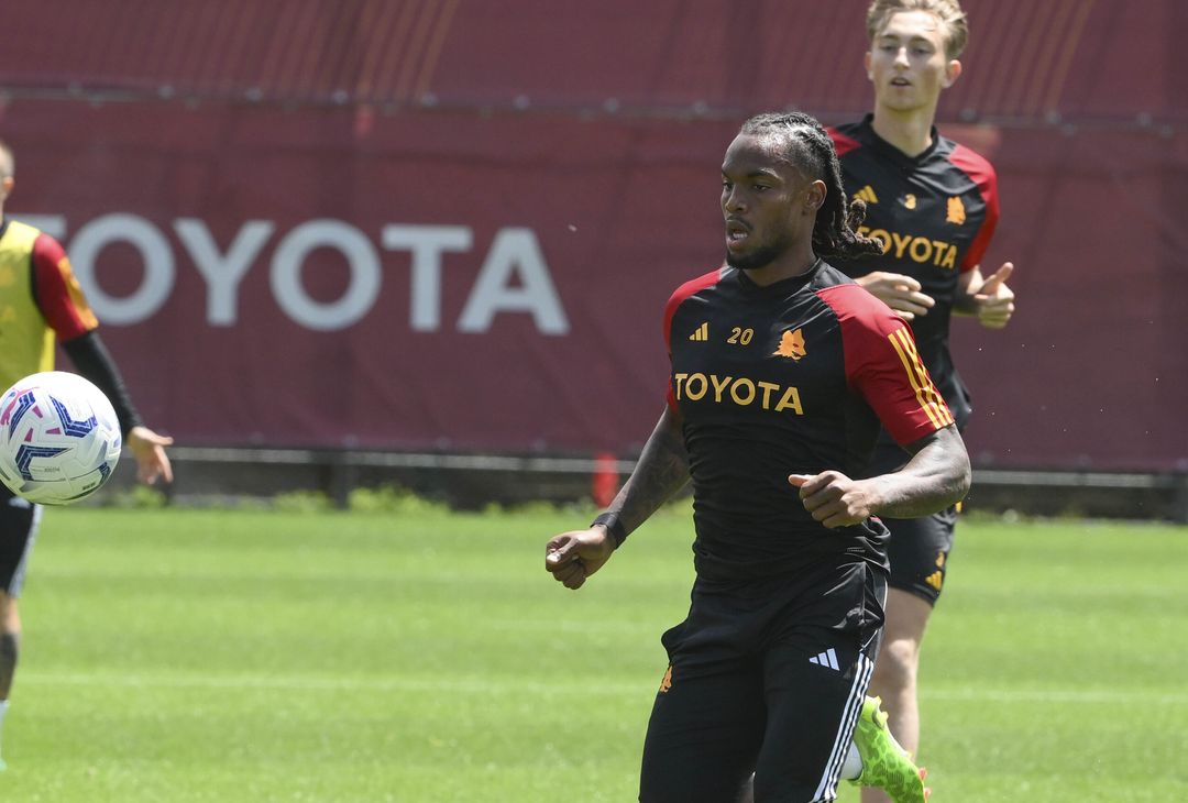 Verso Roma-Juventus: l’allenamento a Trigoria – FOTO GALLERY - immagine 9