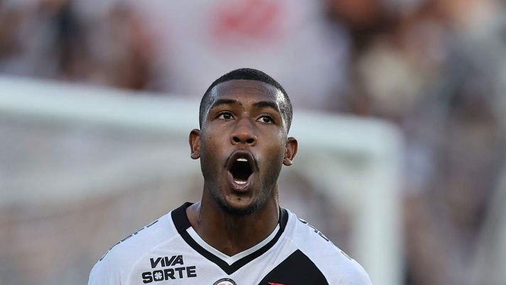 Romano: 'Rayan? Il Milan lo ha seguito più volte'. Può essere un colpo di mercato?