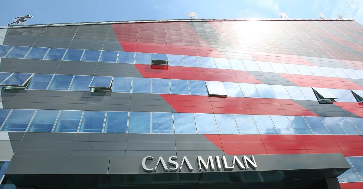 milan chi vendi e chi tieni il popolo rossonero ha parlato ecco i risultati del sondaggio di pianetamilan da Pianetamilan.it milan chi vendi e chi tieni il popolo rossonero ha parlato ecco i risultati del sondaggio di pianetamilan