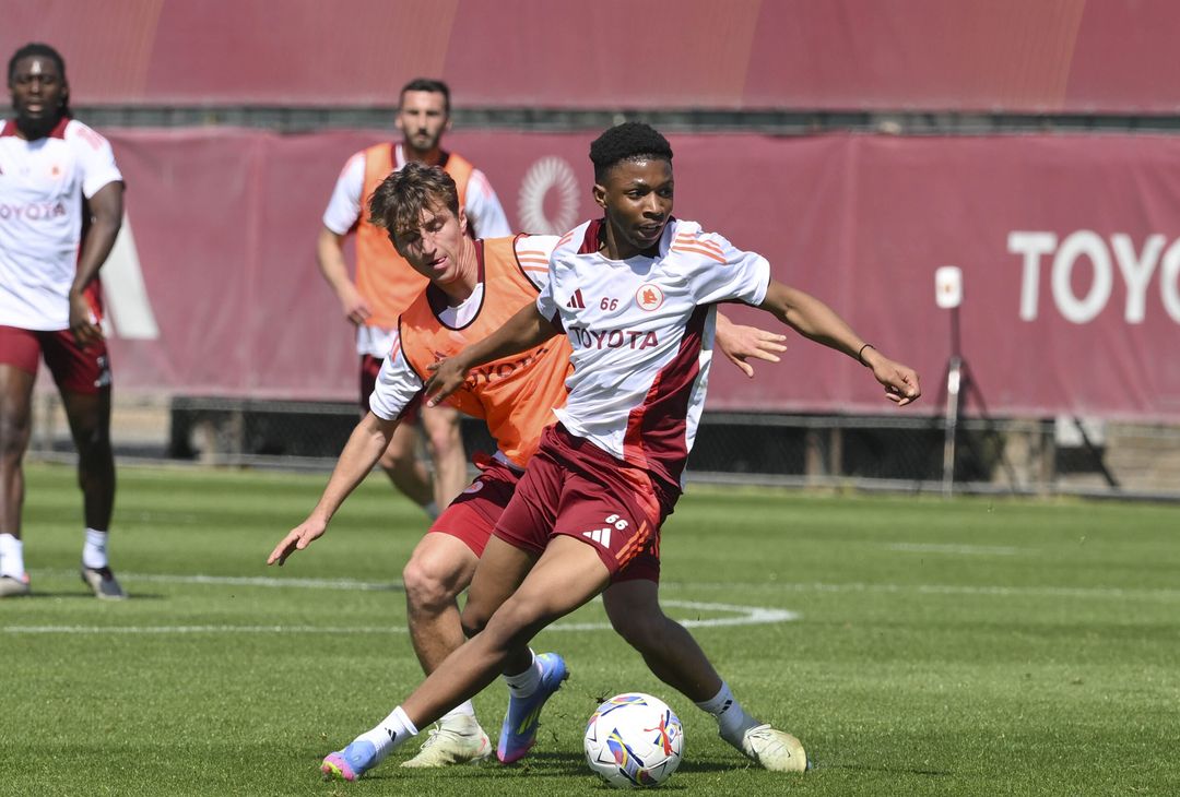 Trigoria, allenamento mattutino a due giorni da Roma-Juventus – FOTO GALLERY - immagine 22