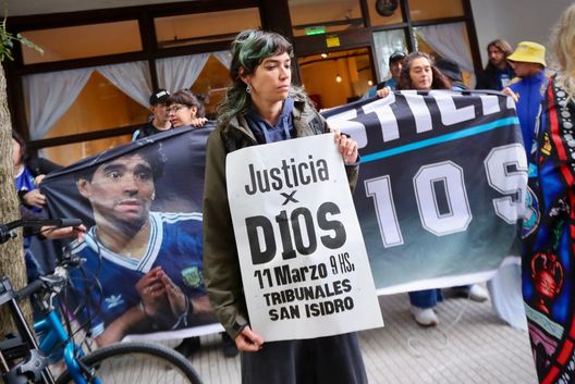 Tifosi argentini che chiedono giustizia per la morte di Diego Maradona. (Photo by Marcos Brindicci/Getty Images) Morte Maradona