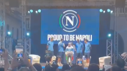 Gli azzurri ascoltano l’inno della Champions, atmosfera da brividi a Castel di Sangro