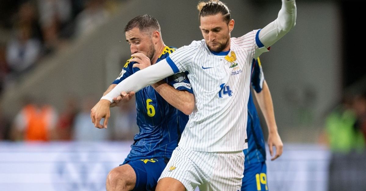 Deschamps sui fischi a Rabiot: “Inaccettabile, è un giocatore della Francia”