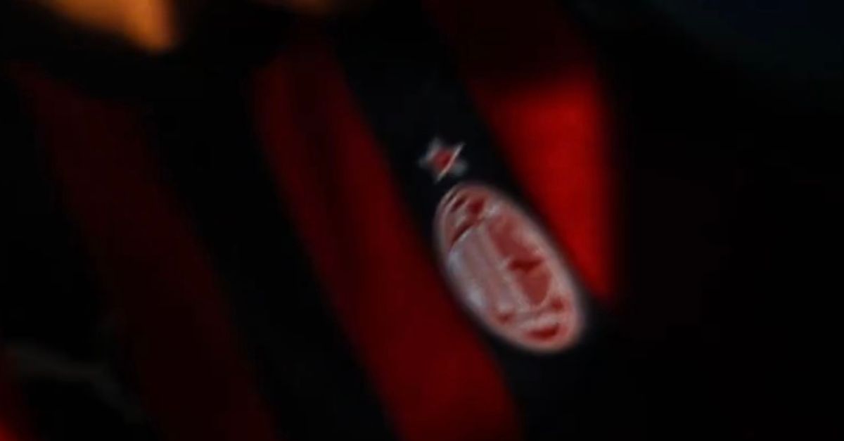 nuova prima maglia milan 20252026 la data del debutto ufficiale