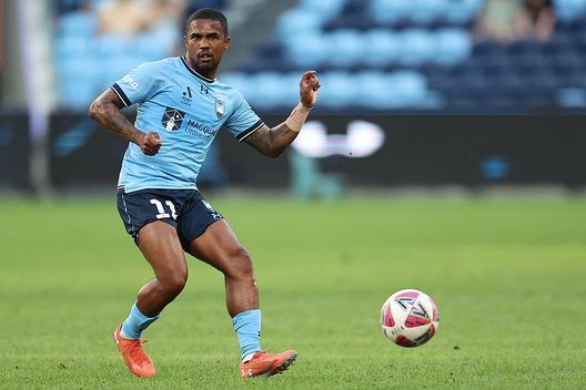 Guai per Douglas Costa, l’ex Juve arrestato in Brasile ed il Sydney lo ha licenziato- immagine 2