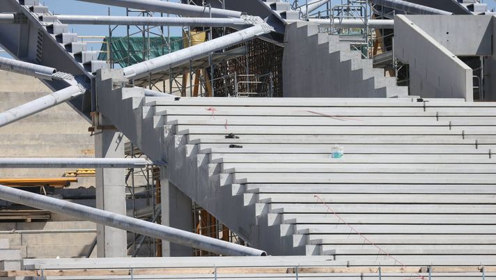 GERMOGLI PH: 26 APRILE 2026 FIRENZE STADIO ARTEMIO FRANCHI CAMPIONATO SERIA A FIORENTINA VS SASSUOLO NELLA FOTO LAVORI NUOVA CURVA Funaro: “Franchi, i lavori vanno avanti. Oggi il primo palo della copertura” - immagine 1