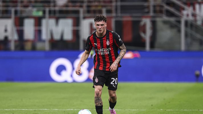 Accostato al Napoli, il Milan vuole liberarsi di Jimenez: addio probabile. Il motivo - immagine 1