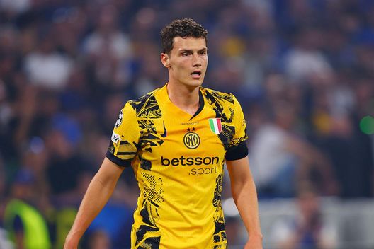 Pavard, foto fuori luogo e i tifosi si infuriano. Dall’Inter si sarebbero aspettati…- immagine 3