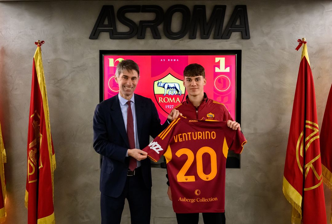 Roma, i primi scatti di Venturino con la maglia giallorossa – FOTO GALLERY - immagine 10