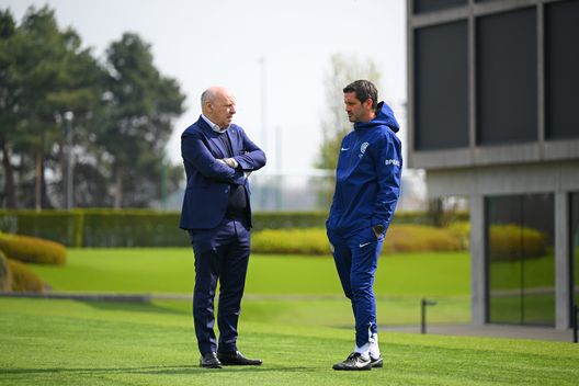 Inter, stato maggiore stretto attorno a Chivu. Ad Appiano anche Marotta per scacciare gli incubi- immagine 3