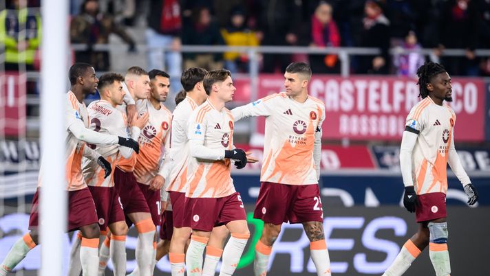 Gol di Saelemaekers, poi il blackout. La Roma si salva solo su rigore - immagine 1