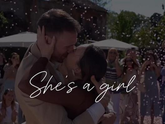 Palloncini rosa per Andrea Zenga e Rosalinda Cannavò: in arrivo una bimba- immagine 2