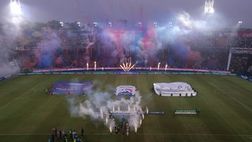 Fumi e colori al derby di Asuncion: ma sotto le nuvole della coreografia solo un pareggio