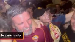 Candela si unisce alla festa: in strada tra i tifosi per i 98 anni della Roma