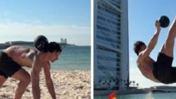 Milan, Ibrahimovic incanta tutti sulla spiaggia: giocate da fuoriclasse