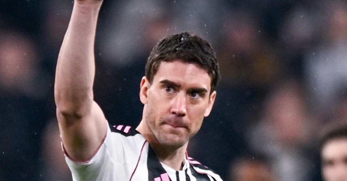bomba di calciomercato sul milan si tenta lo scippo alla juve per vlahovic i dettagli da Pianetamilan.it bomba di calciomercato sul milan si tenta lo scippo alla juve per vlahovic i dettagli