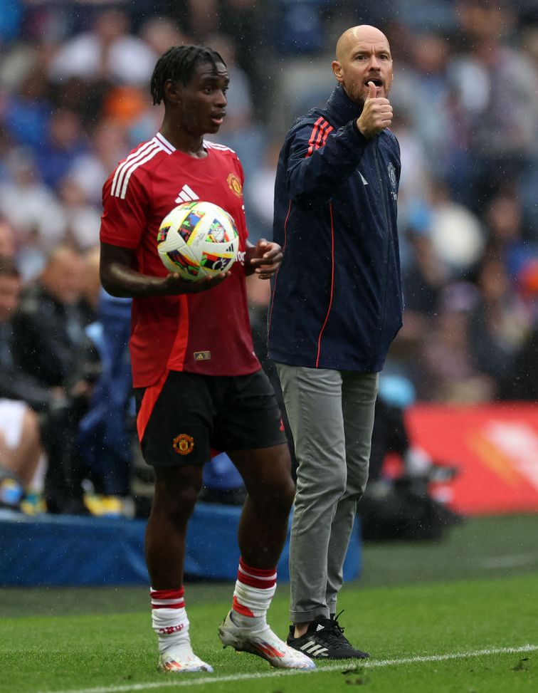 Man United, Ten Hag: 'Abbiamo problemi in difesa per il derby col City'