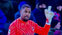 VIDEO Udinese-Milan, Maignan abbandona il campo per cori razzisti: il fatto
