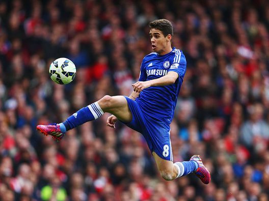 Londra, Inghilterra - 26 aprile 2015: Oscar durante la partita tra Chelsea ed Arsenal. (Foto di Paul Gilham/Getty Images) Chelsea, calciatori brasiliani: da Alex a Thiago Silva passando per Pato- immagine 3