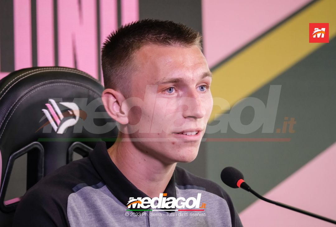 FOTO PALERMO, presentato di Kristoffer Lund Hansen in conferenza stampa (GALLERY) - immagine 5