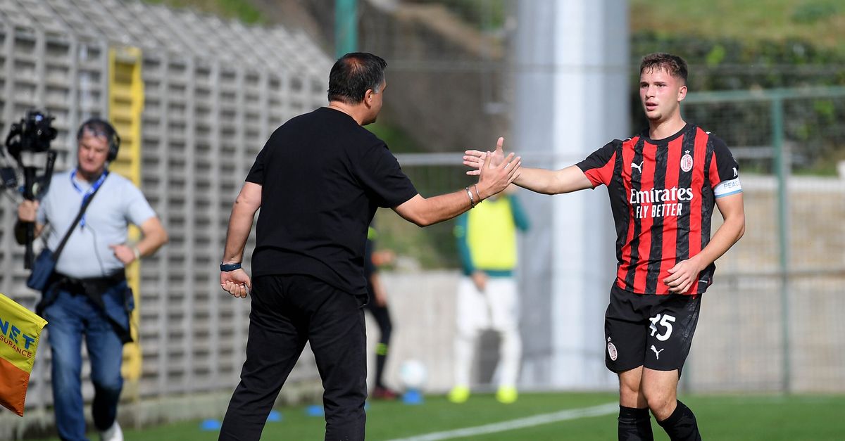 Milan Primavera, fermata la Fiorentina capolista: Ossola firma il pareggio Milan Primavera, fermata la Fiorentina capolista: Ossola firma il pareggio