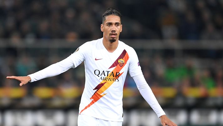 Roma, non c’è pace per Mourinho: slitta il rientro di Smalling - immagine 1