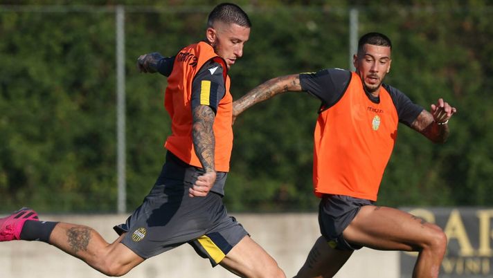 (foto @HellasVeronaFC)  Verso il Bologna, seduta a porte chiuse per l’Hellas - immagine 1