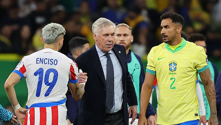 SAO PAULO, BRAZIL - JUNE 10: Carlo Ancelotti, Head Coach of Brazil, salutes Julio Enciso of Paraguay during the FIFA World Cup 2026 South American Qualifier between Brazil and Paraguay at Neo Quimica Arena on June 10, 2025 in Sao Paulo, Brazil. (Photo by Wagner Meier/Getty Images) Ancelotti