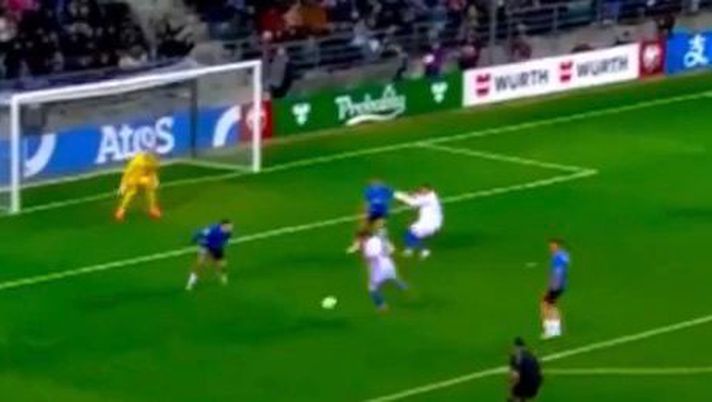Estonia-Italia 0-3, anche Pio Esposito firma il tabellino con un eurogol – IL VIDEO Estonia-Italia 0-3, anche Pio Esposito firma il tabellino con un eurogol – IL VIDEO - immagine 1