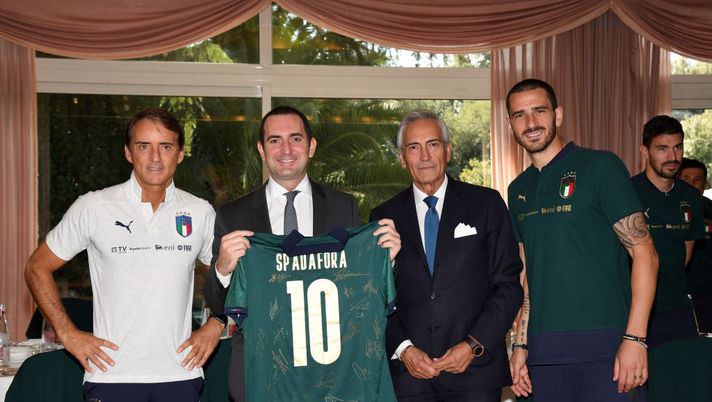 Spadafora: “Irrealistico che la Serie A possa ripartire il 3 maggio” - immagine 1