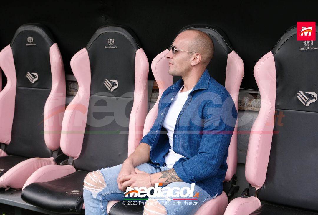 FOTO PALERMO, i tifosi rosanero in tour allo stadio ‘Renzo Barbera’ (GALLERY) - immagine 24