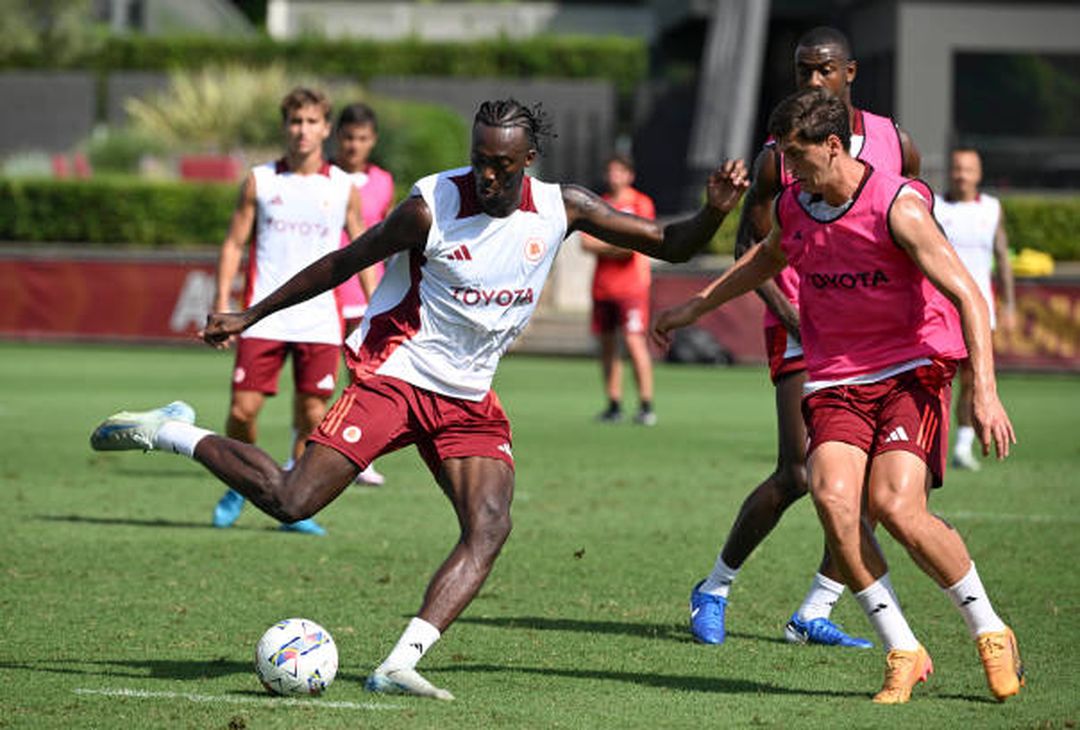 L’allenamento della Roma in vista della gara contro il Cagliari – FOTO GALLERY - immagine 16