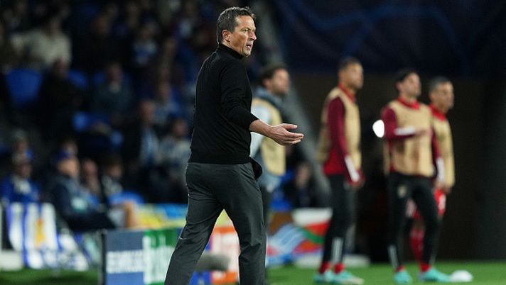 Benfica, nervi tesi: “Il suo futuro dipende dal derby?” Roger Schmidt si alza e se ne va… - immagine 1