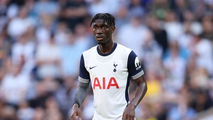 Bissouma inala gas esilarante: il Tottenham lo sospende per una partita - immagine 1