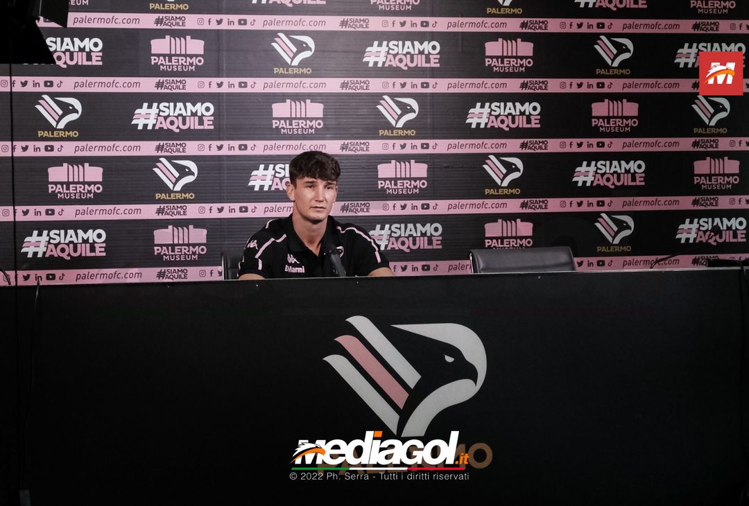 FOTO RITIRO PALERMO, la conferenza stampa di Samuele Damiani (Gallery) - immagine 4