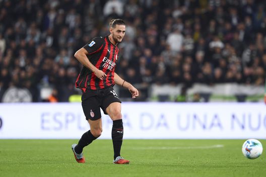 TURIN, ITALY - OCTOBER 05: Adrien Rabiot of AC Milan in action during the Serie A match between Juventus FC and AC Milan at Allianz Stadium on October 05, 2025 in Turin, Italy. (Photo by Giuseppe Cottini/AC Milan via Getty Images)  juventus-milan-rabiot-ultima-ora-dazn-diretta-live-parole-post-partita-dichiarazioni