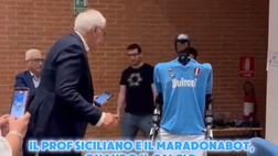 Maradonabot, quando la Hi-Tech incontra il mondo del calcio: con una maglia speciale!