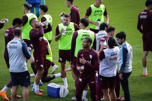 Filadelfia, allenamento a porte aperte: circa 300 tifosi, affetto per Baroni - immagine 2