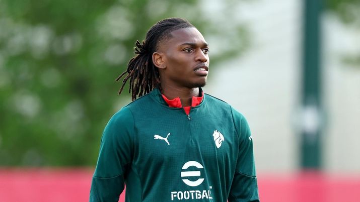 Rafael Leao attaccante AC Milan qui durante una seduta di allenamento con i rossoneri a Milanello