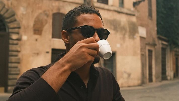 Rensch e il dolce risveglio post derby vinto: “Buongiorno romanisti” - immagine 1