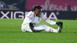 Leao, infiammazione all’anca: a rischio con la Roma