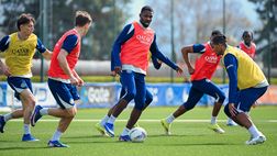 L’Inter si affida a Thuram: Chivu punta sull’attaccante per dare un segnale. Dentro i leader