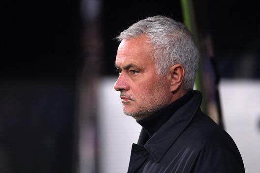 Mourinho: “Lasciare l’Inter la decisione più difficile. Lautaro? Meglio Milito. Su Chivu dico…”- immagine 2