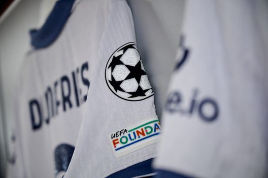 BARCELONA, SPAIN - APRIL 30: General view inside the dressing room prior to the UEFA Champions League 2024/25 Semi Final First Leg match between FC Barcelona and FC Internazionale Milano at Estadi Olimpic Lluis Companys on April 30, 2025 in Barcelona, Spain. (Photo by Mattia Ozbot - Inter/Inter via Getty Images) Inter-Barcellona in tv in chiaro e gratis: come vederla in diretta- immagine 2