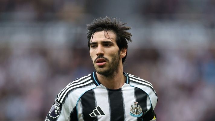 Sandro Tonali (centrocampista del Newcastle) | Getty Images Ex Milan, Tonali ha stregato Scholes: 'È più forte anche di Rice'