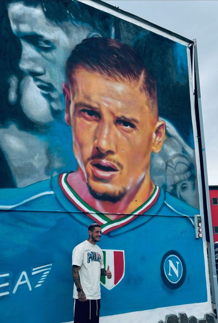 GALLERY Inaugurato murales per Mazzocchi a Napoli: la visita del calciatore - immagine 3