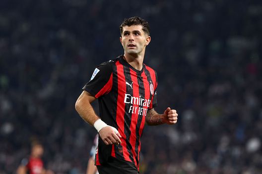 TURIN, ITALY - OCTOBER 05: Christian Pulisic of AC Milan looks on during the Serie A match between Juventus FC and AC Milan at Allianz Stadium on October 05, 2025 in Turin, Italy. (Photo by Giuseppe Cottini/AC Milan via Getty Images) serie-a-milan-senza-pulisic-campionato-dato-numeri-statistica