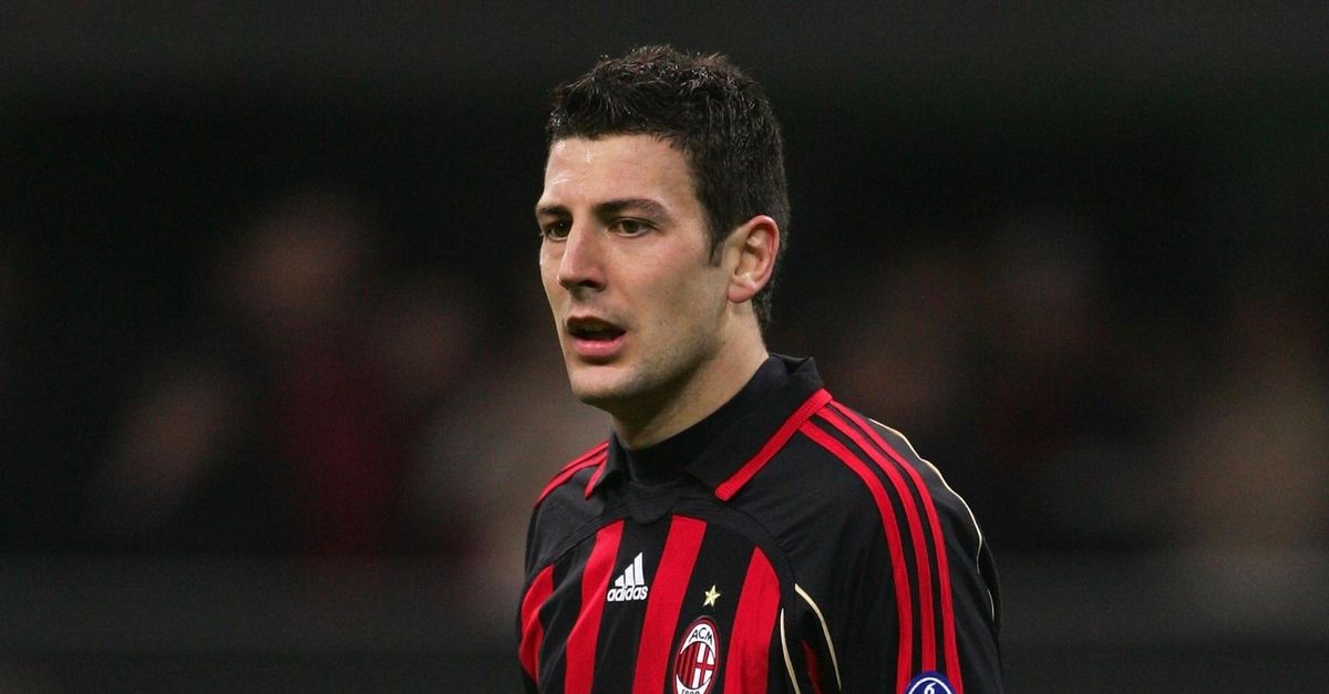 milan dalla champions del 2007 alla carriera da allenatore i 45 anni di daniele bonera da Pianetamilan.it milan dalla champions del 2007 alla carriera da allenatore i 45 anni di daniele bonera