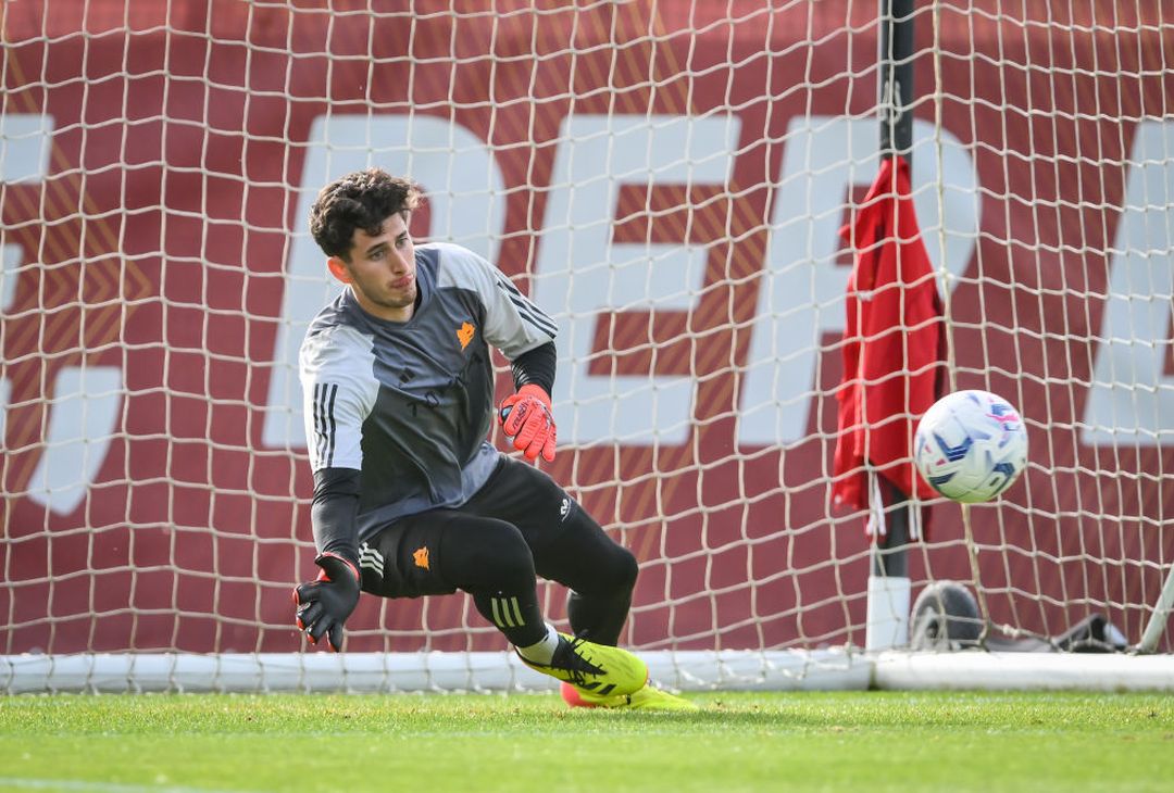 Roma, la rifinitura prima della sfida al Genoa – FOTO GALLERY - immagine 21